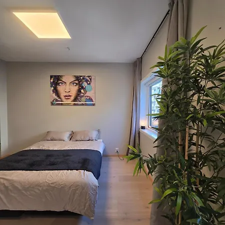 Exclusive Townhouse With Private Rooftop Feriehus