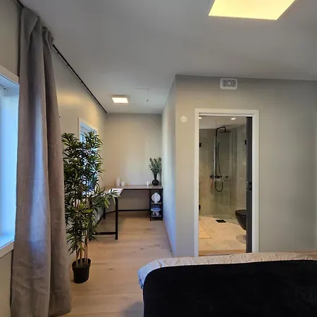 Exclusive Townhouse With Private Rooftop בית נופש אוסלו